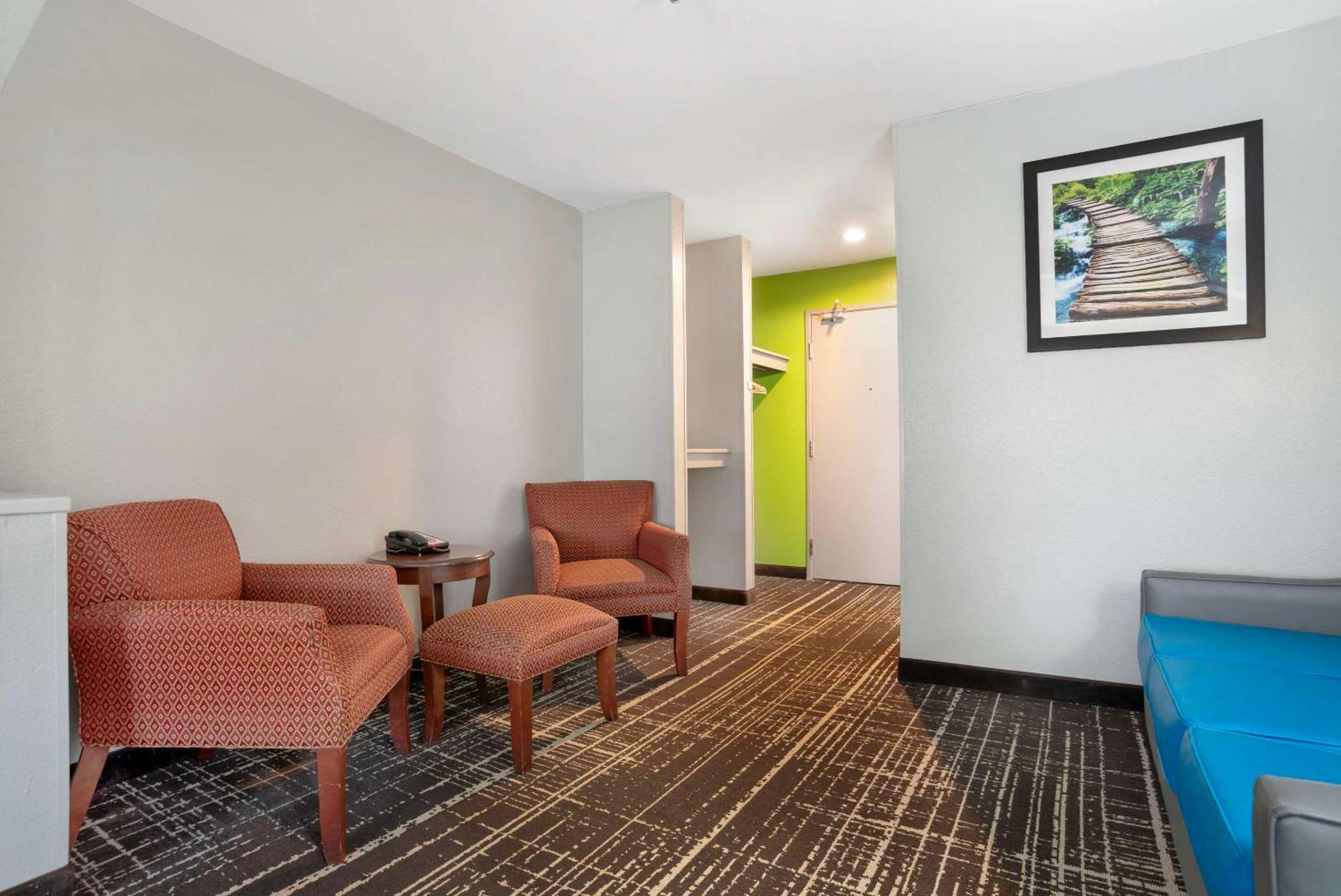 Quality Inn & Suites Birmingham - Highway 280 Exterior foto