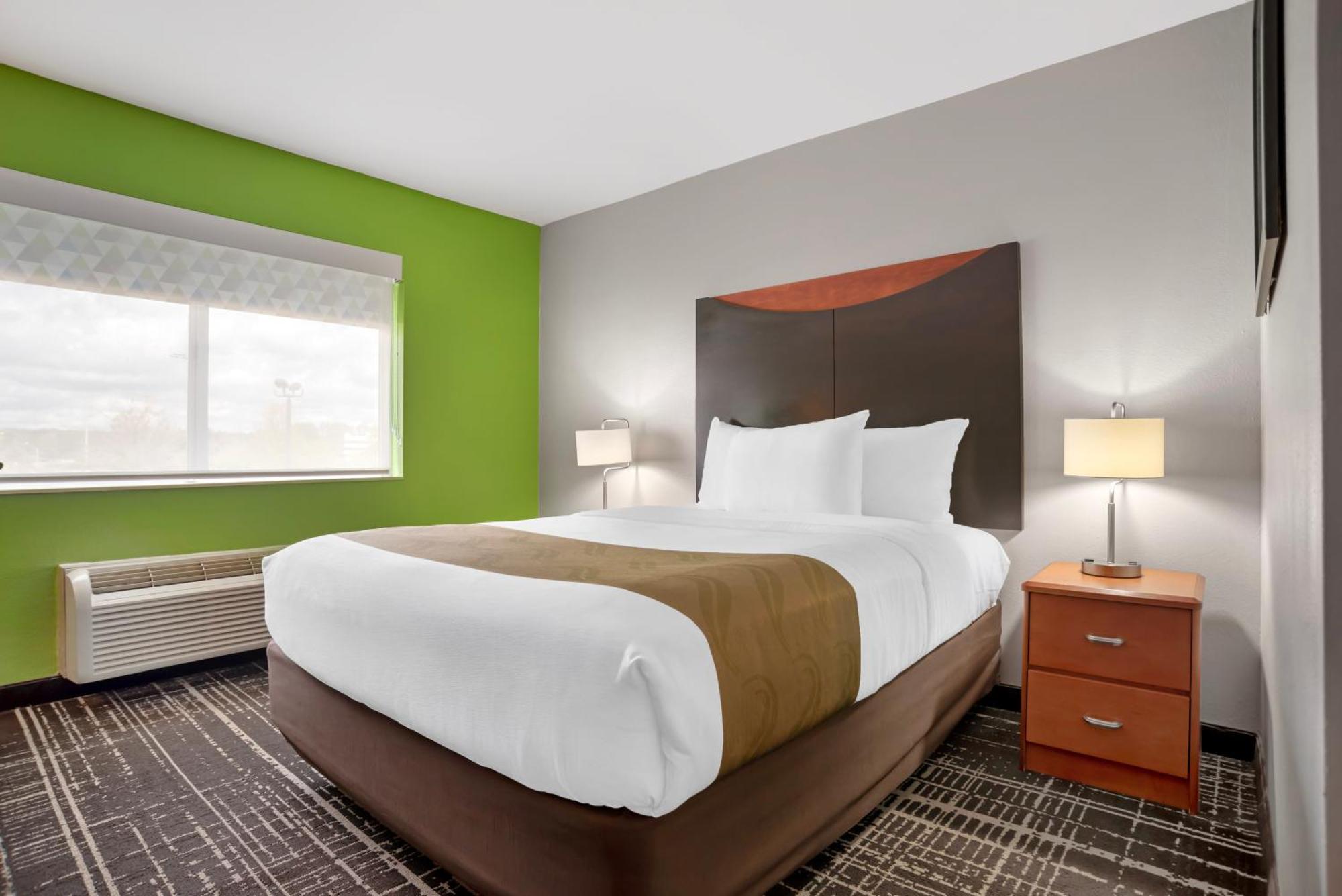Quality Inn & Suites Birmingham - Highway 280 Exterior foto